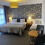 Hof 's Gravenmoer 3* ס-חרבנמור