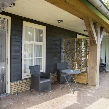 Hof 's Gravenmoer 3* إسخرافينمور